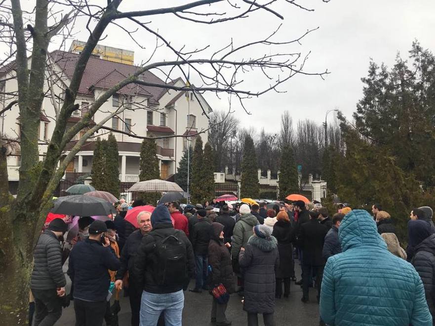 Protest al societăţii civile la ambasada Ucrainei la Chişinău (facebook.com / Promo-LEX)