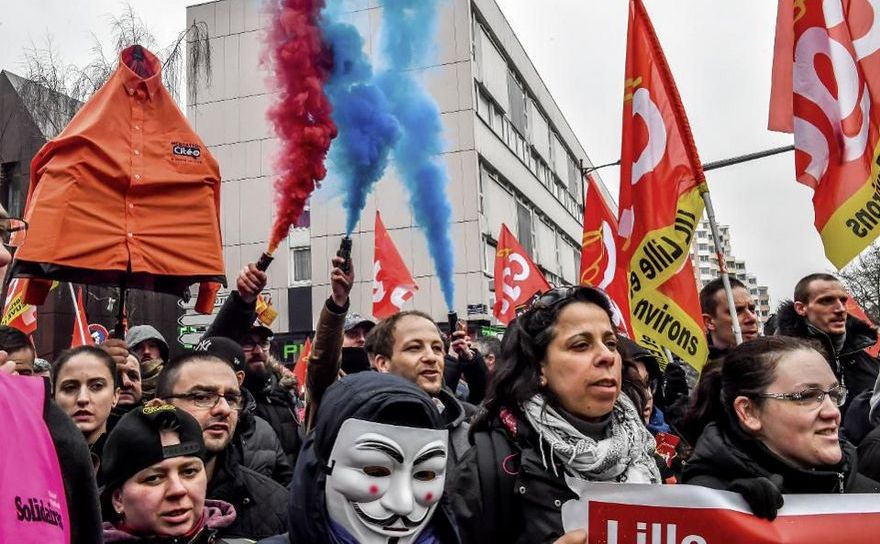 Protest antiguvernamental în oraşul francez Lille, 22 martie 2018.