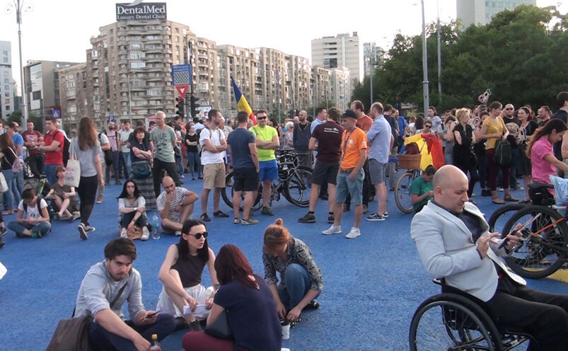 Protest după decizia CCR referitoare la revocare şefei DNA (Epoch Times)