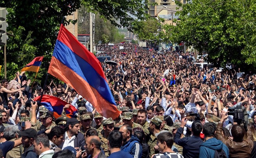 Demonstraţii de masă în Armenia împotriva elitei politice pro-moscovite