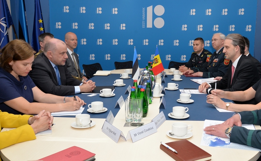 Întrevedere între oficialii estonieni cu moldoveni, domeniul apărării