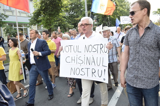 Protest la Primăria Chişinău (Epoch Times România)