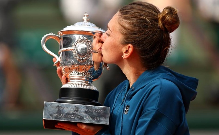 Simona a câştigat trofeul de la Roland Garros, primul Grand Slam al carierei