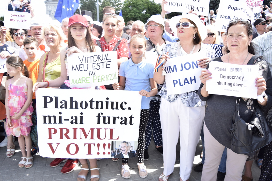 Protest la Chişinău, împotriva votului furat (Epoch Times România)