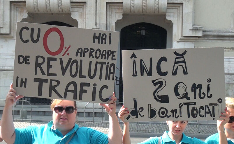 Protest în faţa Primăriei Capitalei (Epoch Times România)