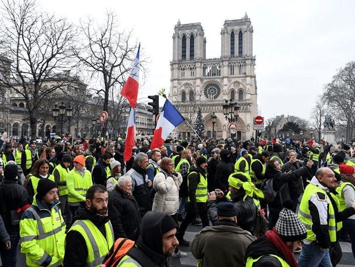 Protest al “vestelor galbene” în Paris, 5 ianuarie 2019