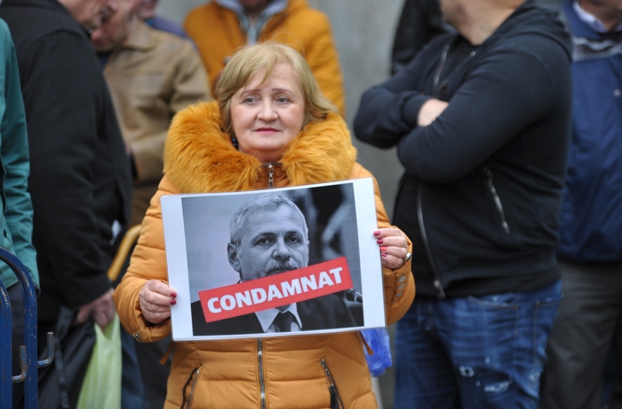 Protest Anti-PSD la Inalta Curte (Epoch Times România)