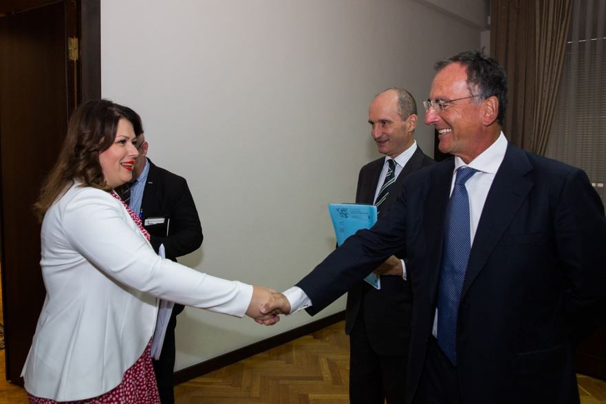 Franco Frattini şi Cristina Lesnic, în cadrul unei întâlniri la Chişinău