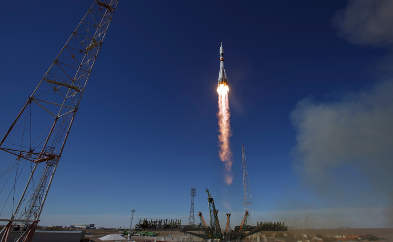 Racheta spaţială rusească Soiuz MS-10 lansată din Kazahstan
