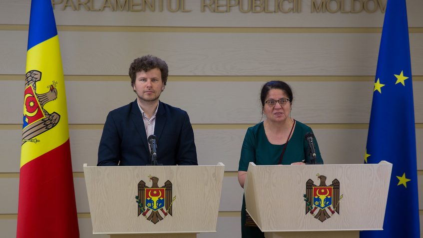 Dan Perciu şi Liliana Nicolaescu Onofrei, deputaţi PAS