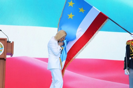 Başcanul Găgăuziei, Irina Vlah, în cadrul ceremoniei de investire (facebook.com/irina vlah)