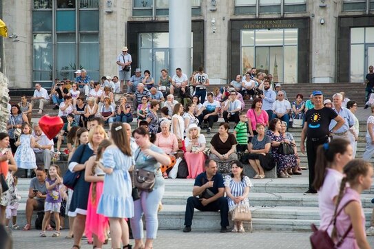 Cetăţeni din R. Moldova sărbătoresc Ziua Independenţei, 27.08.2019 (facebook.com/Maia Sandu)