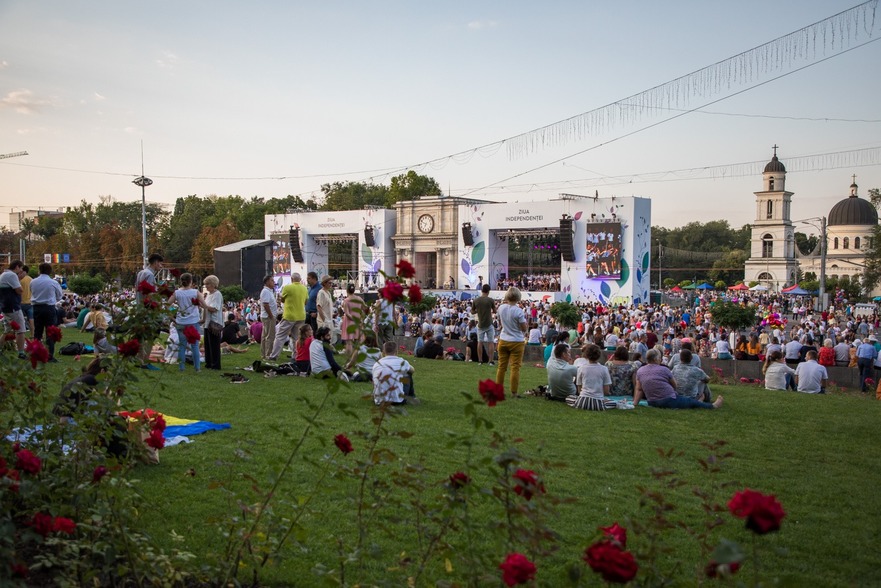 Cetăţeni din R. Moldova sărbătoresc Ziua Independenţei, 27.08.2019