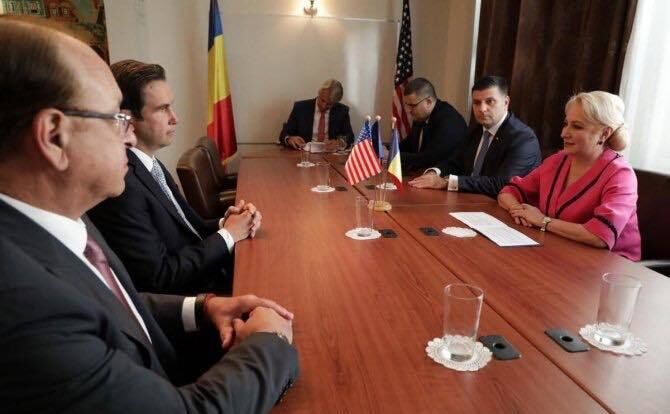 Premierul Dancila la intalnirea cu primarul din Jersey City (Facebook Victor Ponta)