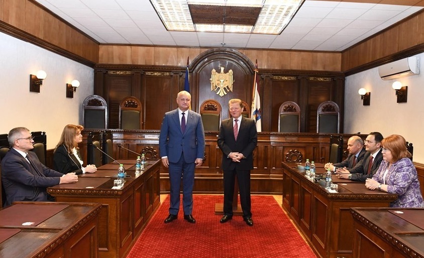 Igor Dodon la întâlnirea cu judecătorii Curţii Constituţionale a Moldovei (facebook.com/Dodon Igor)