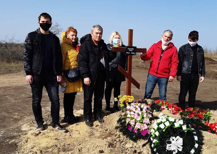Mormântul Ecaterinei Litvinschi, medic din R. Moldova decedat după ce la serviciu a fost infectată cu virusul Wuhan (facebook.com/Iurie Botnari)