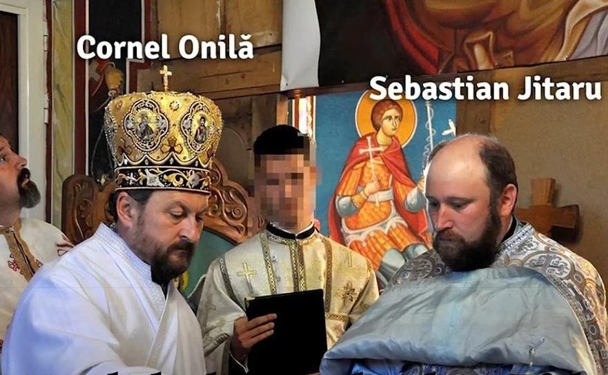 Episcopul retras al Huşilor, Cornel Onilă, si fostul arhimandrit al Catedralei Episcopale din Huși, Sebastian Jitaru