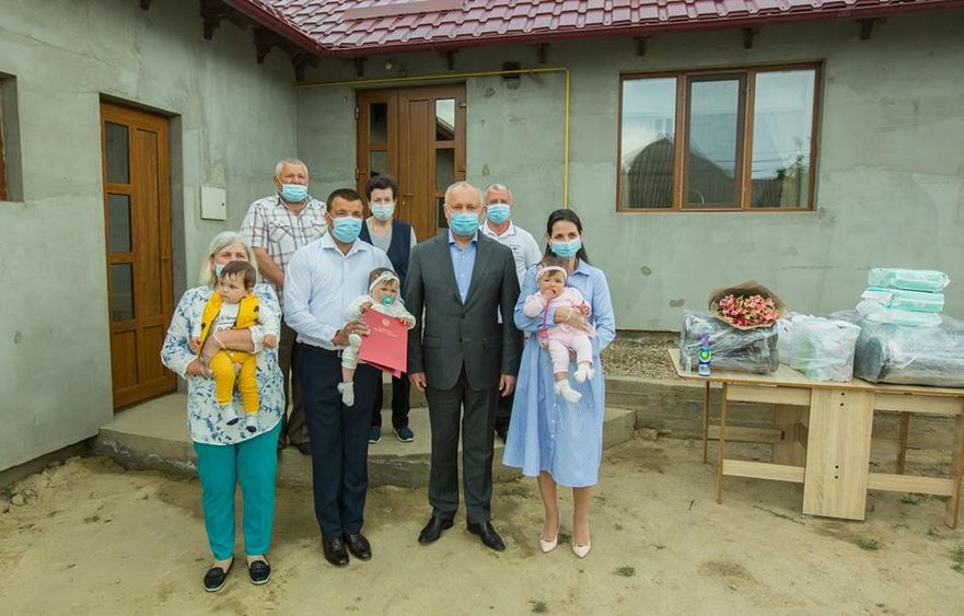 Igor Dodon, vizitează raioanele RM în plină pandemie