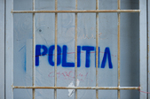 Inscris cu "Politia" in spatele gratiilor (Epoch Times România)