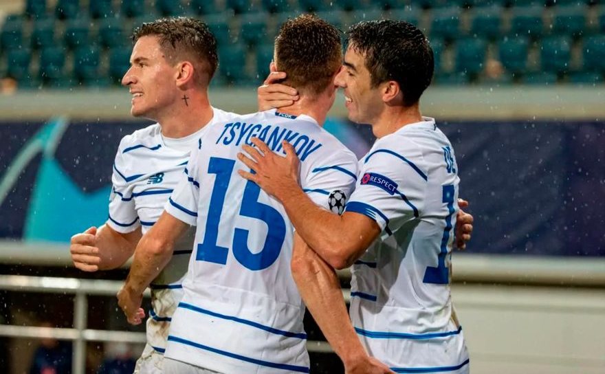 KAA Gent - Dinamo Kiev 1-2, în  prima manşă a play-off-ului UCL.