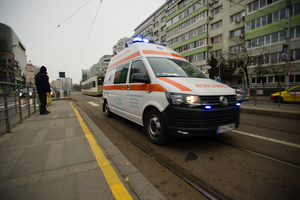 Ambulanta in Bucuresti (Epoch Times România)