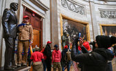 Un grup de protestatari în Rotonda Capitoliului SUA, Washington DC, 6 ianuarie 2021 (Saul Loeb/AFP via Getty Images)