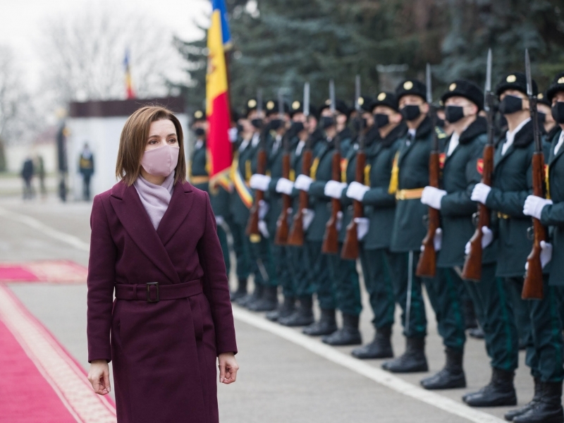 Maia Sandu, la ceremonia de detaşare în Kosovo a pacificatorilor moldoveni