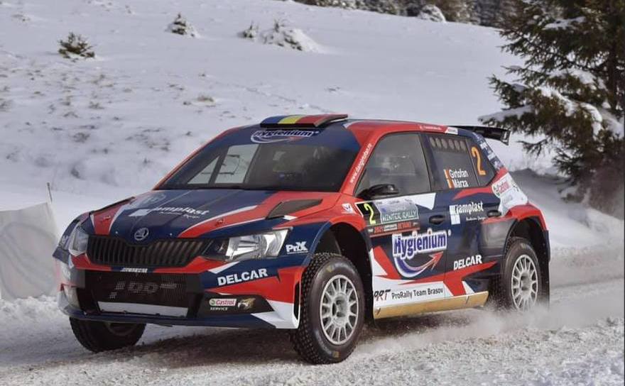 Dan  Gîrtofan (Skoda Fabia R5) a câştigat prima etapă din Campionatul  Naţional de Raliuri Betano, Romania Winter Rally.