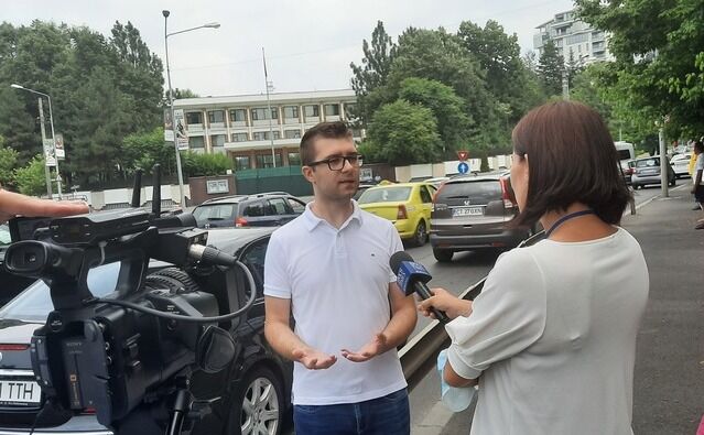 Protest împotriva persecuţiei Falun Gong din China