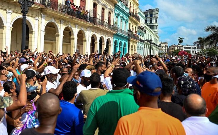 Demonstraţii în Cuba, împotriva regimului comunist condus de Miguel Diaz-Canel. Havana, 11 iulie 2021 (Yamil Lage/AFP via Getty Images)