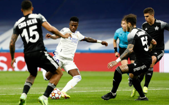 Real Madrid - Sheriff Tiraspol 1-2, într-o partidă din etapa a doua a competiţiei UCL. (Getty Images)
