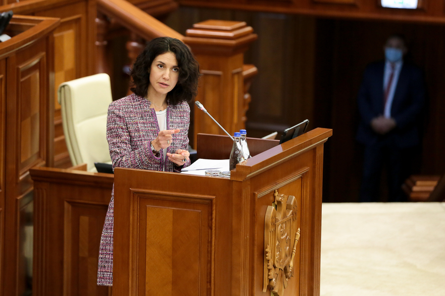Olesea Stamate, deputat PAS în Parlamentul R. Moldova (parlament.md)