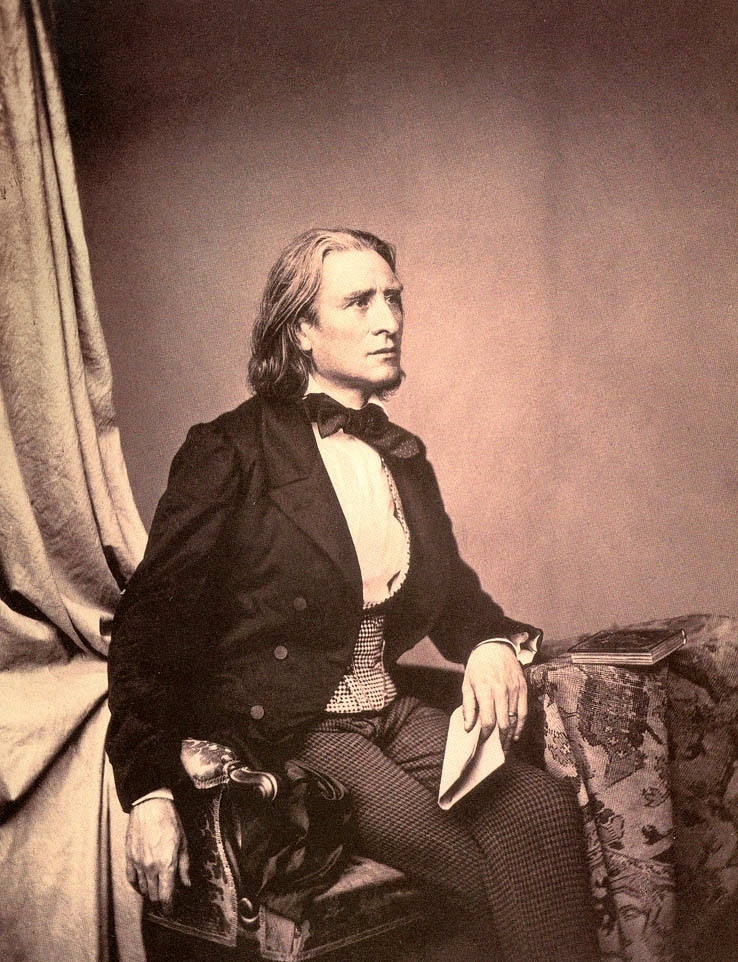 Franz Liszt. Fotografie realizată în 1858 de Franz Hanfstaengl. (wikipedia.org)