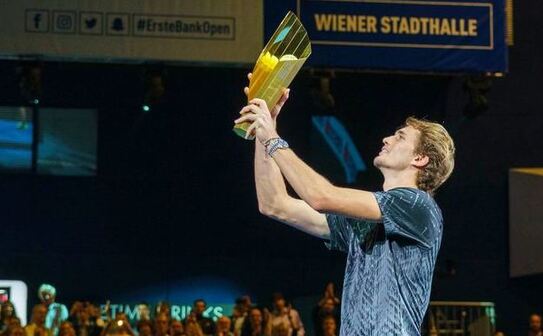 Alexander Zverev a cucerit trofeul la turneul ATP de la Viena. (Erste Bank Open (ATP Vienna)/facebook)