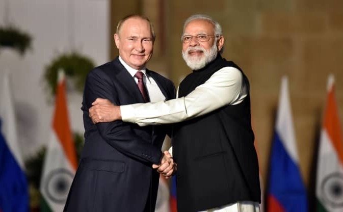 Vladimir Putin şi Narendra Modi (Sonu Mehta / Hindustan Times / Getty Images)