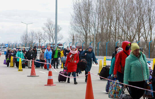 Refugiaţi din Ucraina, trec hotarul în R. Moldova (gov.md)