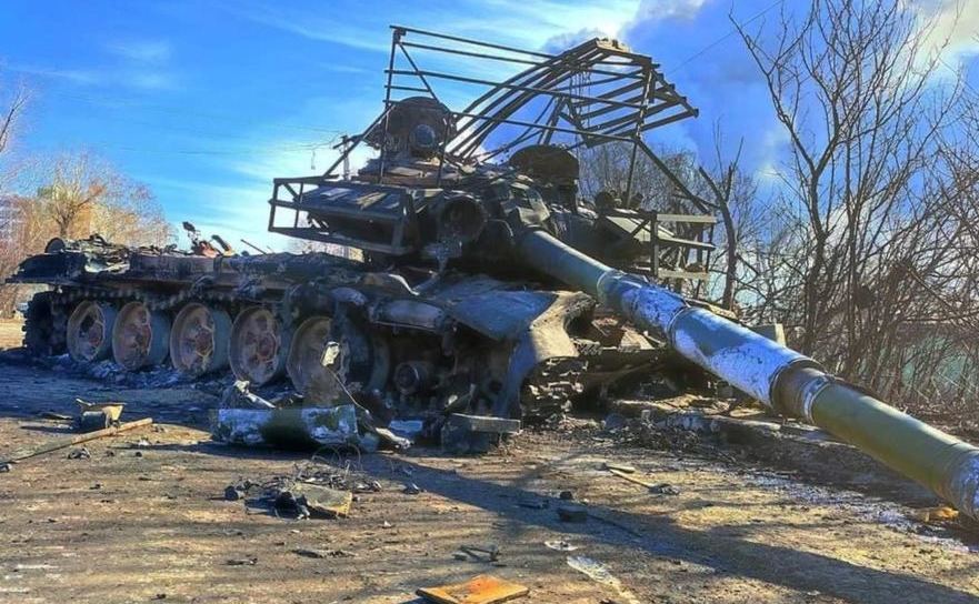 Tanc rusesc distrus în Ucraina