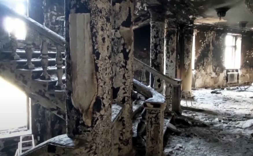Teatrul Dramatic din Mariupol, după bombardamentul din martie 2022