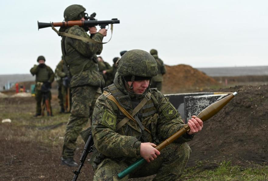Soldaţi în Ucraina