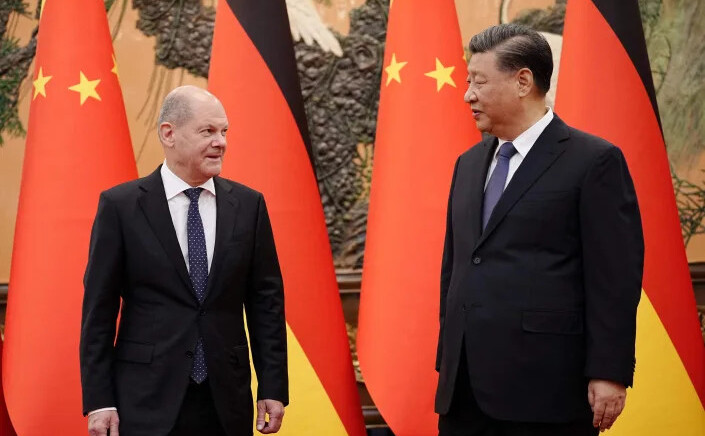 
Olaf Scholz împreună cu Xi Jinping.

 
