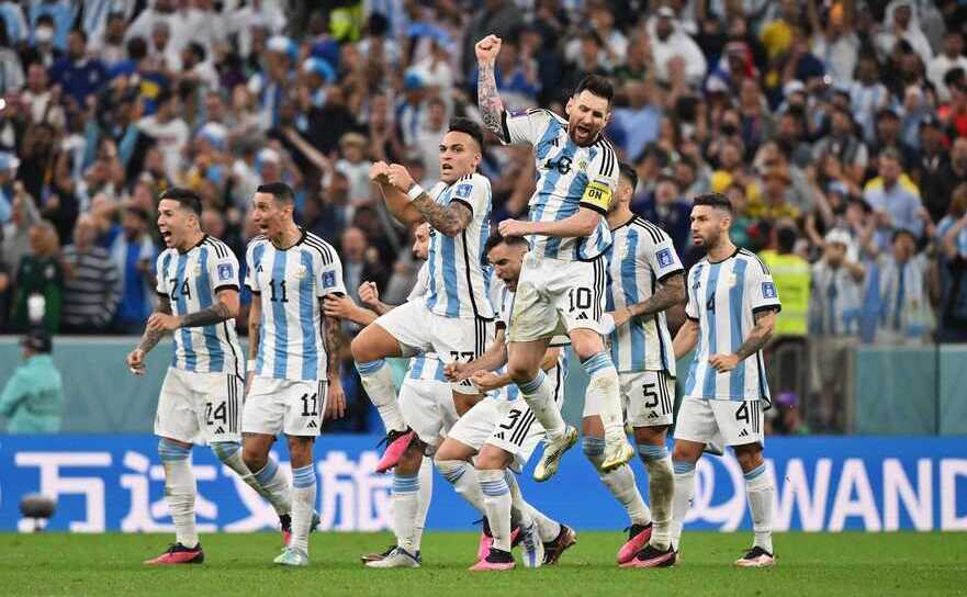 Argentina, campioană mondială la fotbal după ce a învins Franţa, la lovituirle de departajare. (Lionel Scaloni/facebook)