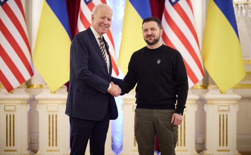 Preşedintele SUA Joe Biden, întâmpinat le Kiev de omologul său ucrainean, Volodimir Zelenski, 20 februarie 2023