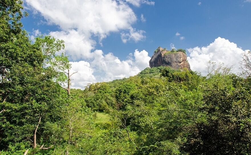 Fortăreaţa pe stâncă Sigiriya din Sri Lanka (Pixabay.com)