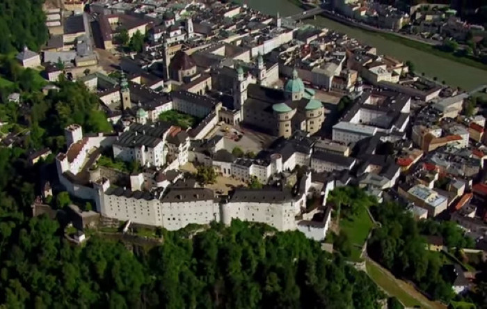 Cetatea Hohensalzburg din Salzburg, Austria