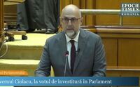 Kelemen Hunor, în timpul investirii Guvernului Ciolacu, 15 iunie 2023