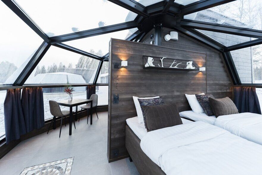 În interiorul unui "iglu de sticlă" arctic. (Prin amabilitatea Ranua Resort)