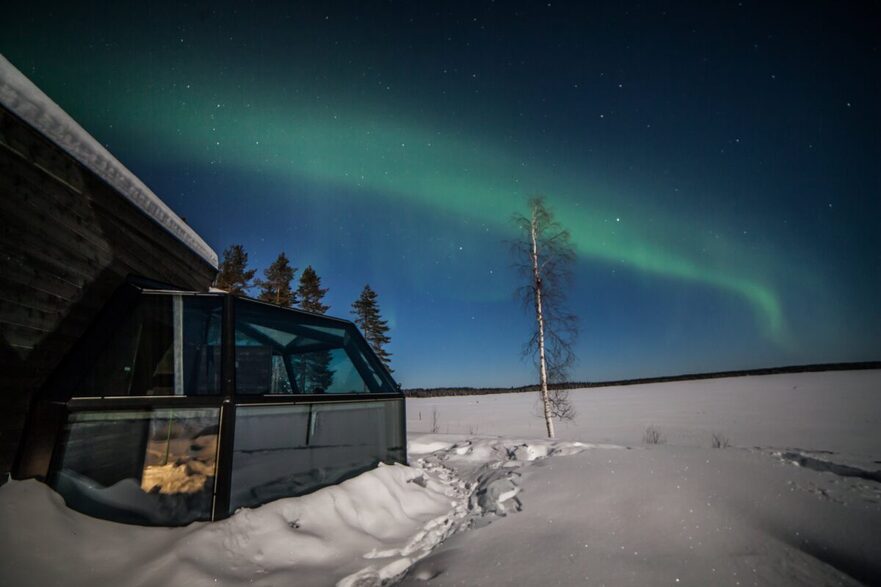Aurore boreale văzute deasupra unui "iglu de sticlă" la Ranua Resort. (Prin amabilitatea Ranua Resort)