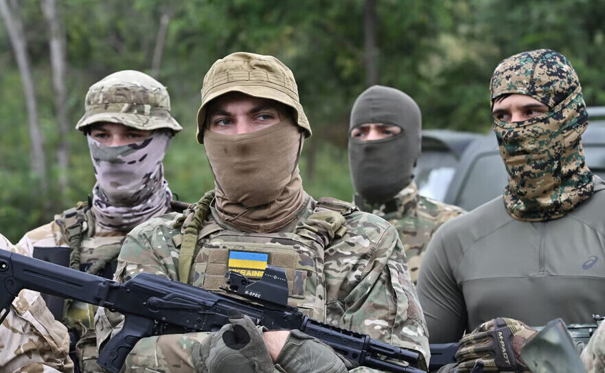 Soldaţi ucraineni