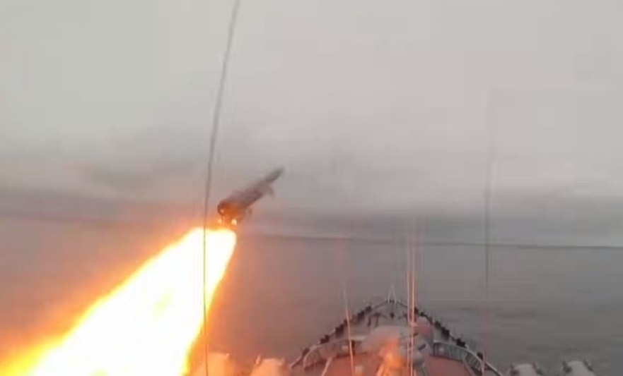 Rusia a tras luni, 18 septembrie, rachete de croazieră asupra unor ţinte simulate în mările care o separă de Alaska