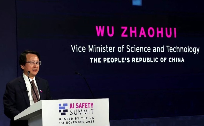 Viceministrul pentru ştiinţă şi tehnologie, Wu Zhaohui, la summitului britanic privind siguranţa inteligenţei artificiale, 1 noiembrie 2023 (Youtube - screenshot)